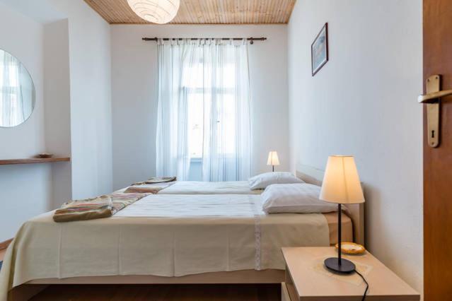 Apartments Lima Lazaneo Йелса Екстериор снимка